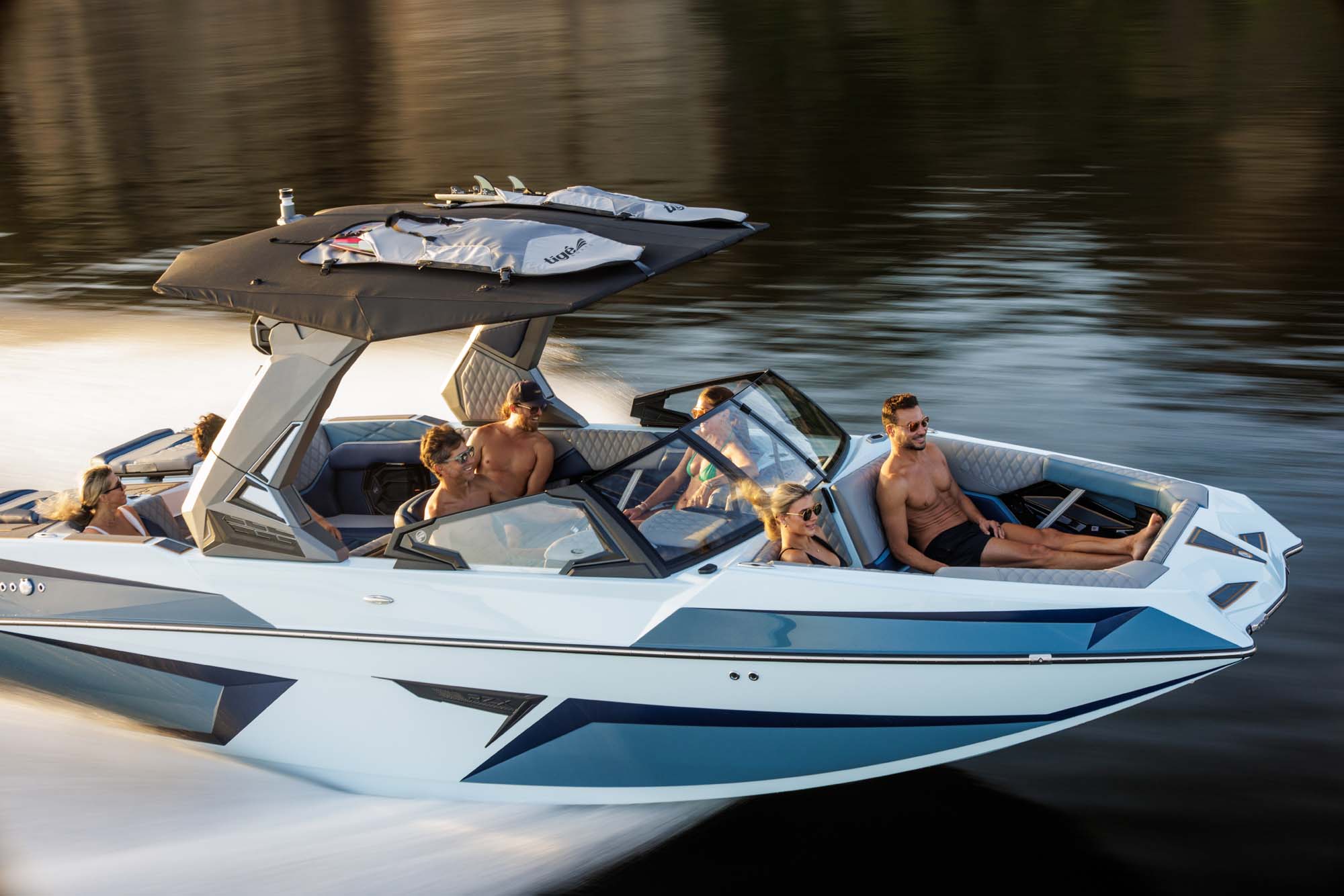 RAPTOR SERIES BY INDMAR - Features - Tigé Boats Europe