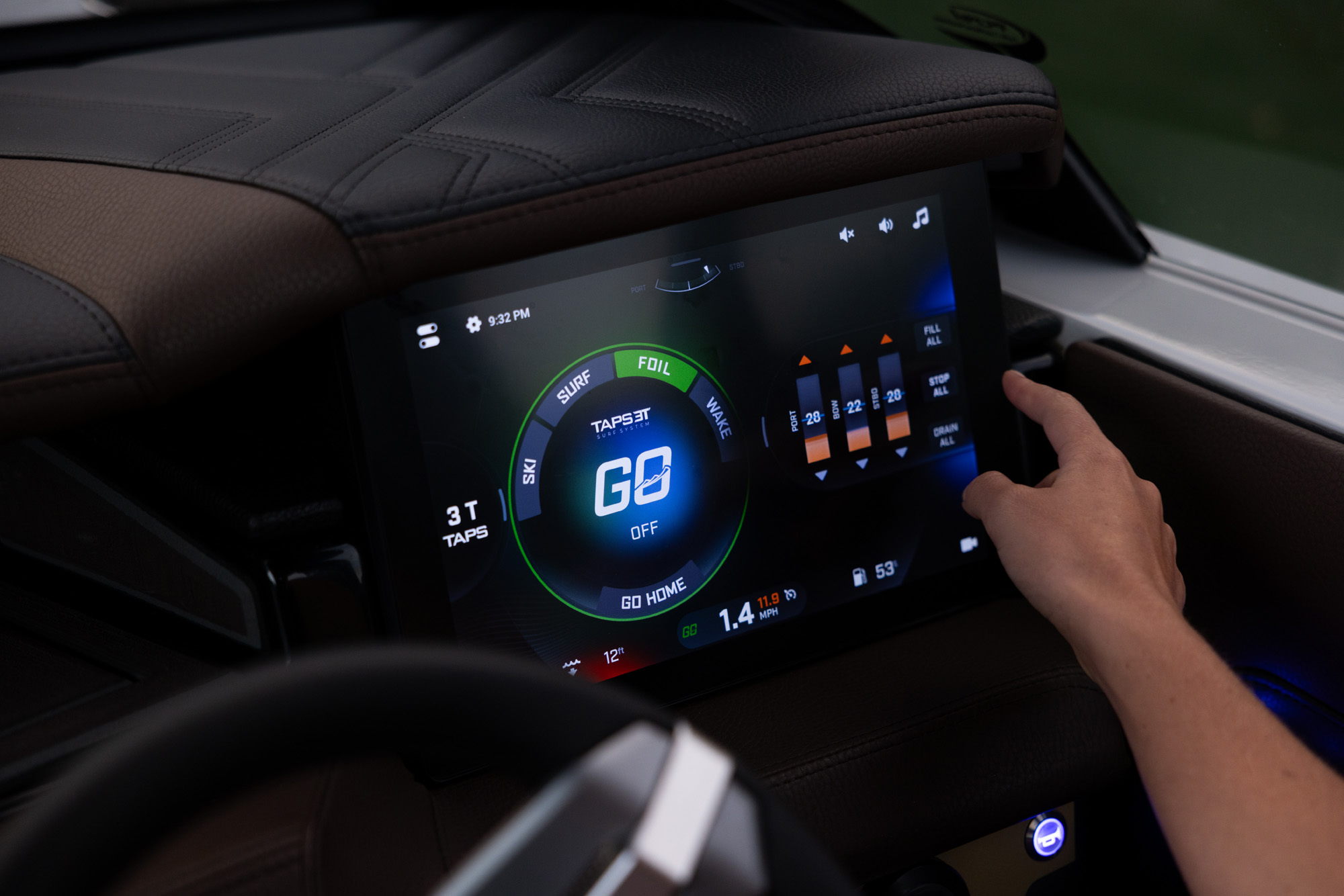 tige ultre25zx surfboat nolanp tige day2 pnn 0617