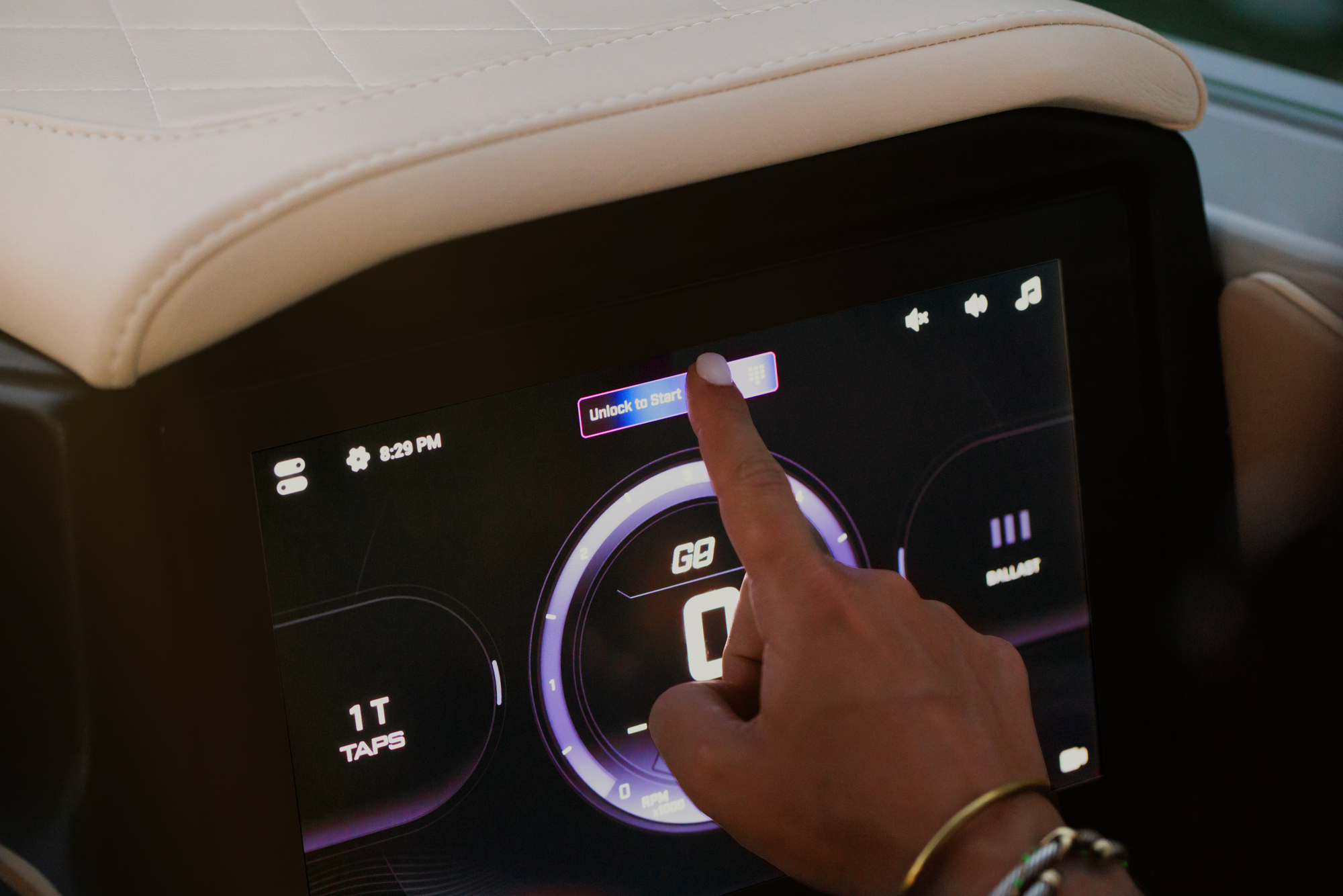 v3a2593 1 newscreen web