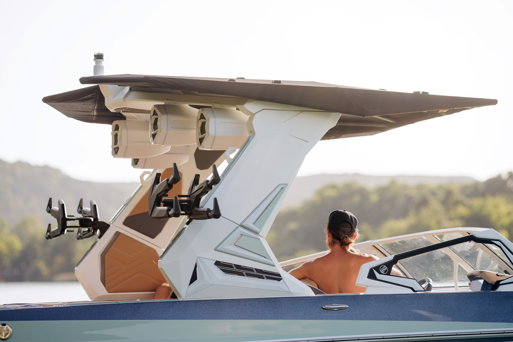 tige ultre23zx surfboat 4491 1